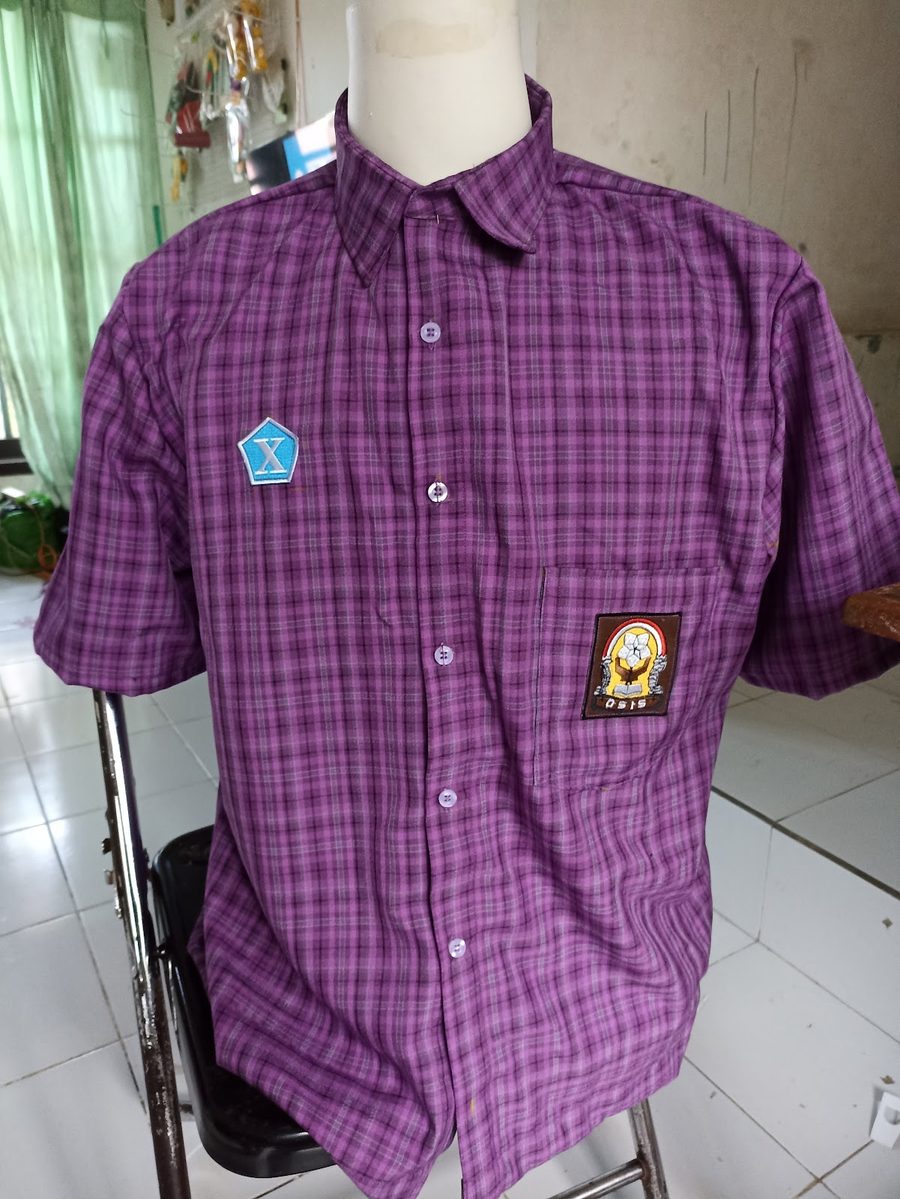 Kemeja pria kotak-kotak — karya Penjahit Mouphe